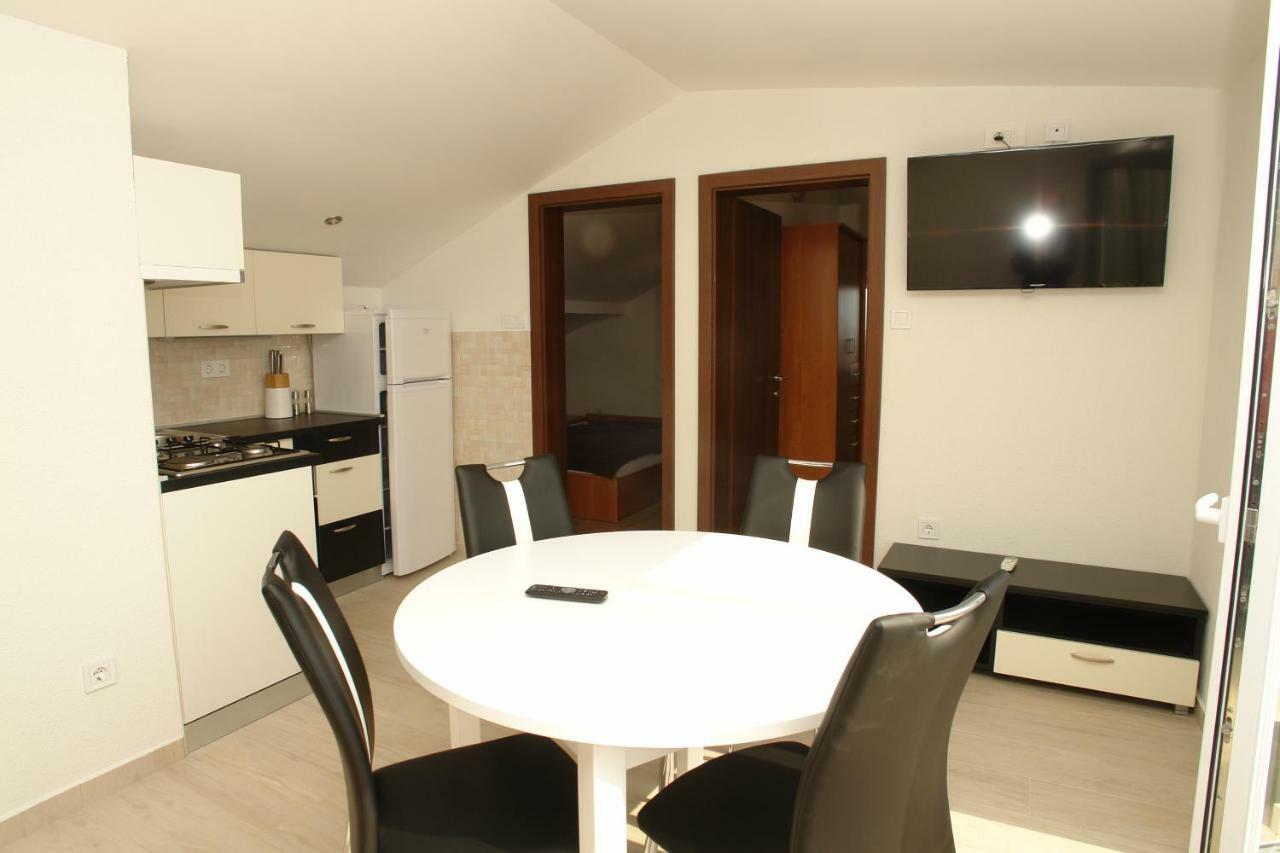Apartmani Stambuk Mandre Exterior foto